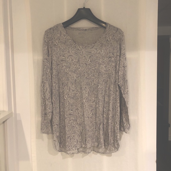 Flowy Printed Top - Picture 1 of 2